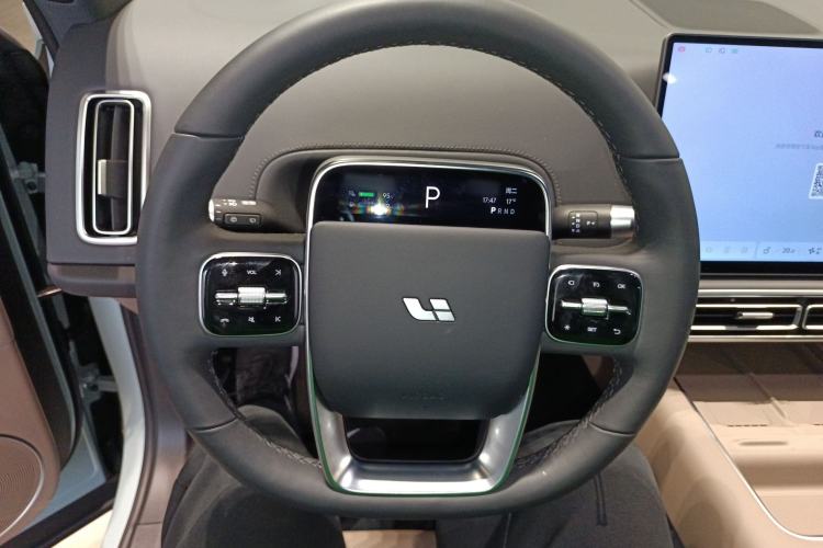 Used Li Auto L6 2025 Pro Smart Refresh Edition Steering Wheel