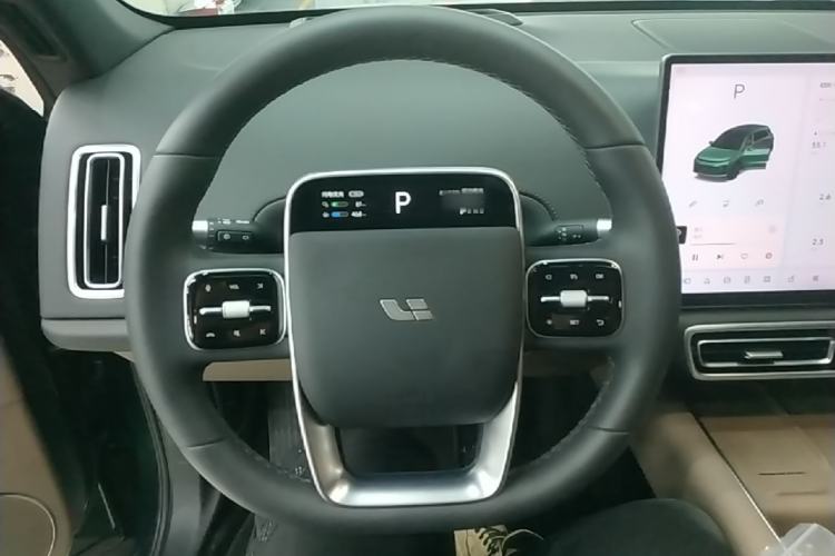 Used Li Auto L6 2025 Pro Smart Refresh Edition Steering Wheel