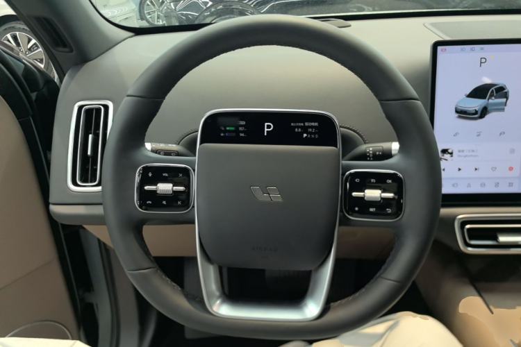 Used Li Auto L6 2025 Max Smart Refresh Edition Steering Wheel