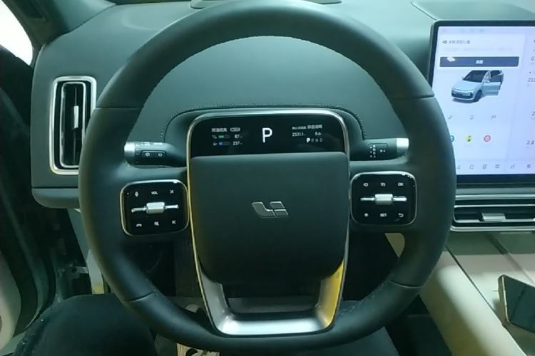 Used Li Auto L6 2025 Max Smart Refresh Edition Steering Wheel