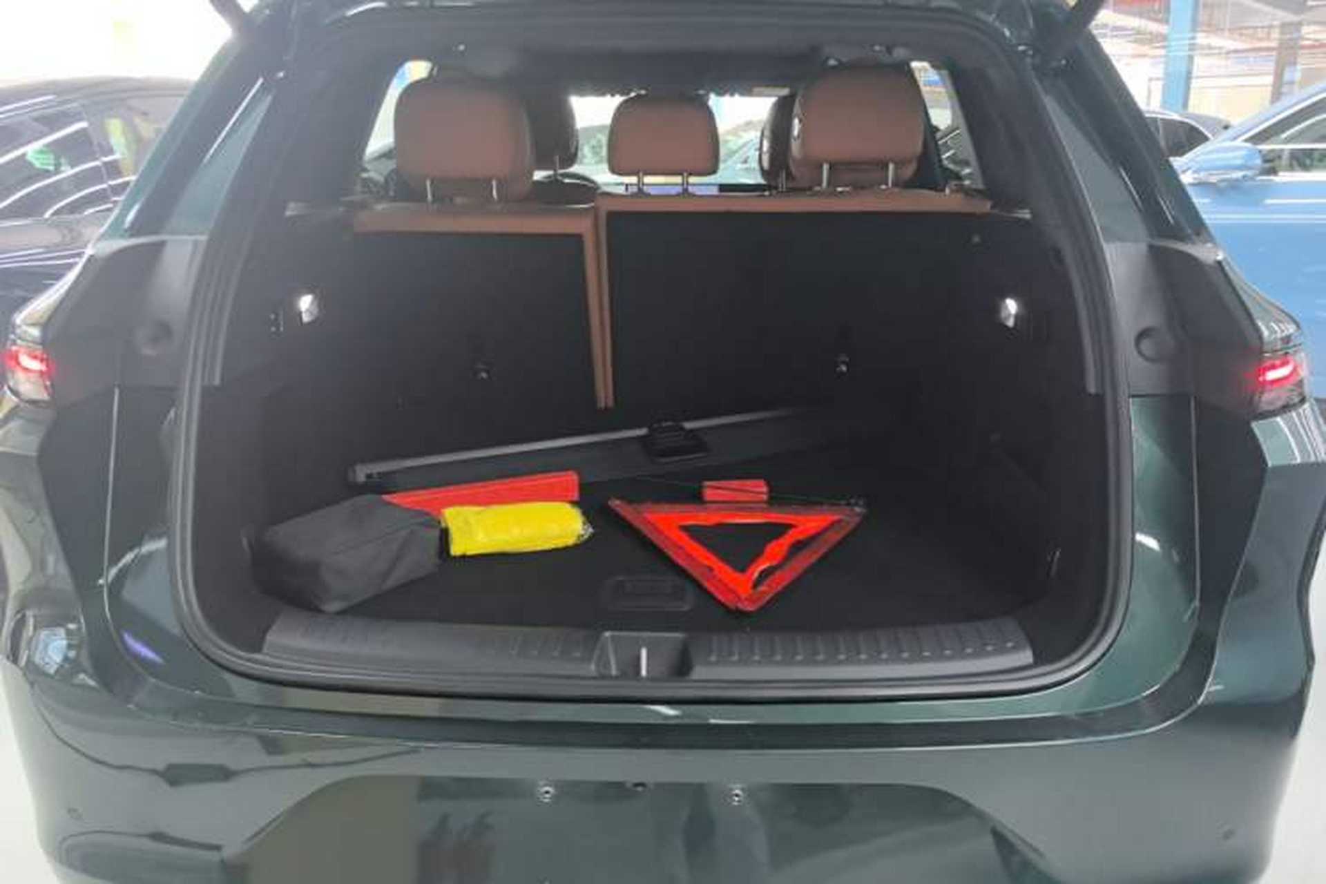 Used Li Auto L6 2025 Max Smart Refresh Edition Trunk