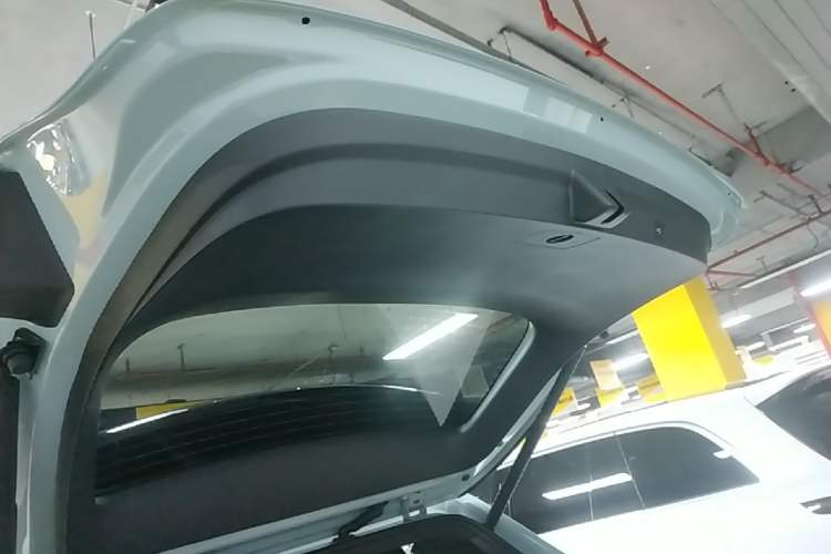 Used Li Auto L6 2025 Max Smart Refresh Edition Trunk