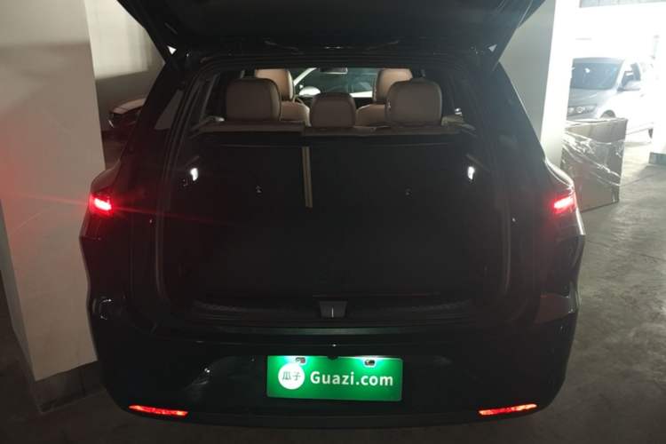 Used Li Auto L6 2025 Pro Smart Refresh Edition Trunk
