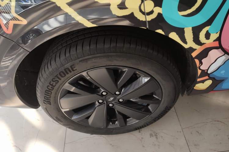 Used Li Auto L6 2025 Pro Smart Refresh Edition Exterior 8