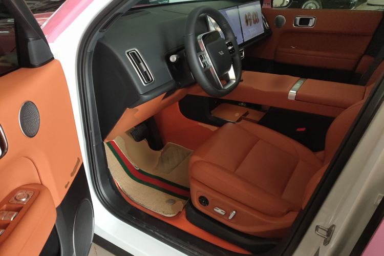 Used Li Auto L6 2025 Pro Smart Refresh Edition Interior 3