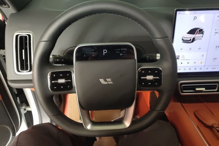 Used Li Auto L6 2025 Pro Smart Refresh Edition Steering Wheel