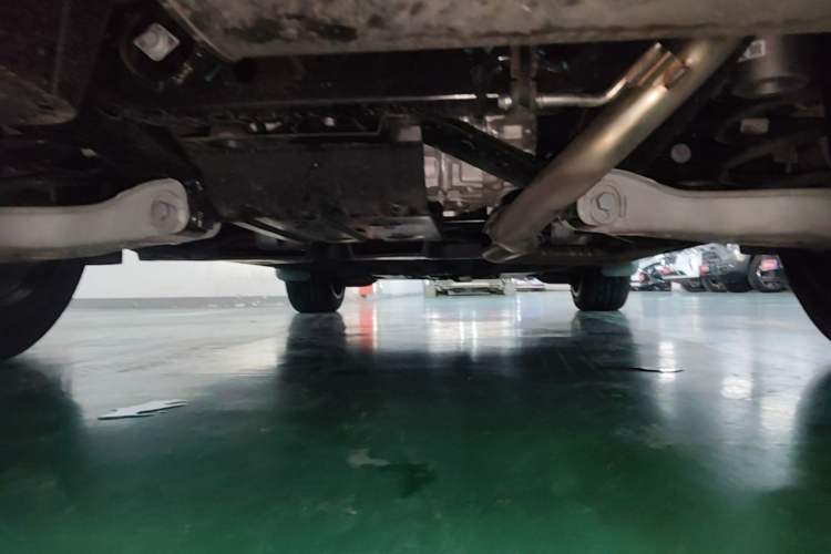 Used Li Auto L6 2025 Max Smart Refresh Edition Chassis Rear