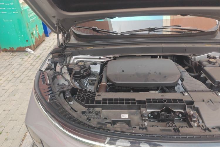 Used Li Auto L6 2025 Pro Smart Refresh Edition Engine Bay Right