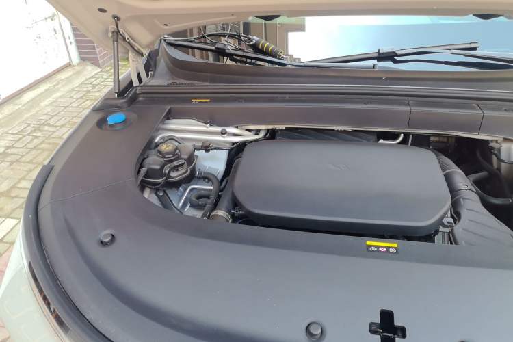 Used Li Auto L6 2025 Max Smart Refresh Edition Engine Bay Right