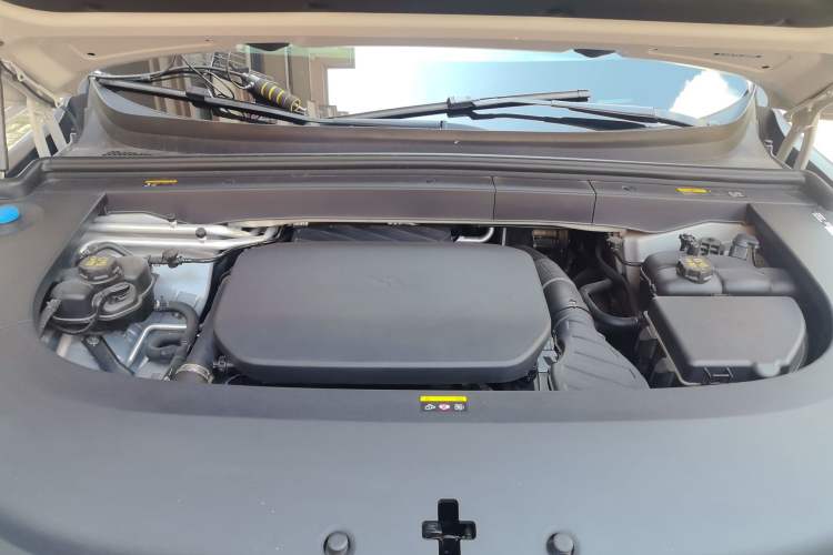 Used Li Auto L6 2025 Max Smart Refresh Edition Engine Bay
