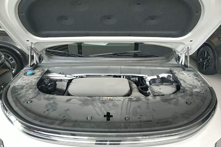 Used Li Auto L6 2025 Max Smart Refresh Edition Engine Bay
