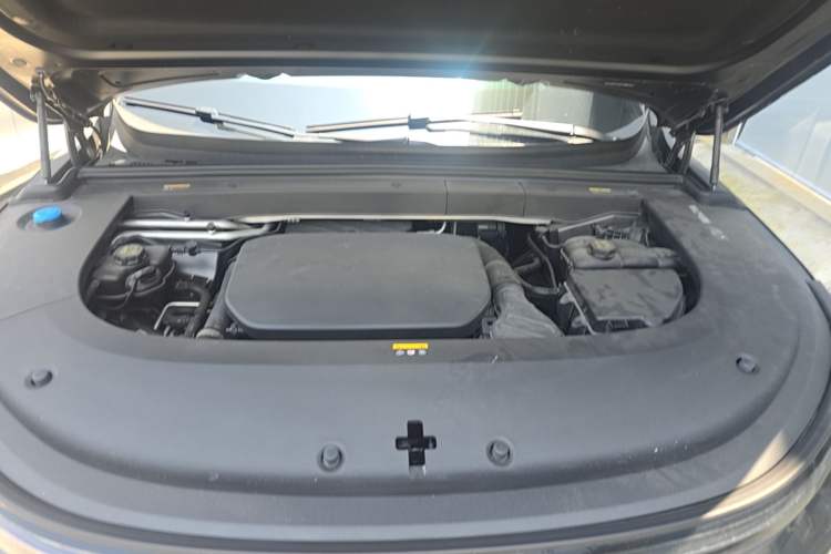 Used Li Auto L6 2025 Max Smart Refresh Edition Engine Bay