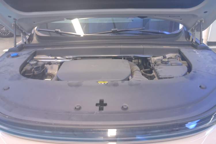 Used Li Auto L6 2025 Max Smart Refresh Edition Engine Bay