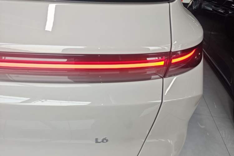 Used Li Auto L6 2025 Max Smart Refresh Edition Exterior 3