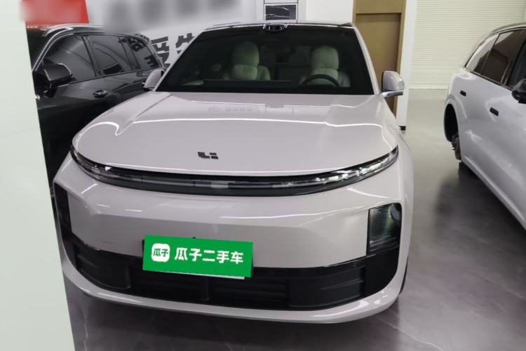 Used Li Auto L6 2025 Pro Smart Refresh Edition Front