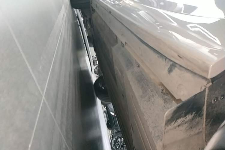 Used Li Auto L6 2025 Pro Smart Refresh Edition Left Side Sill