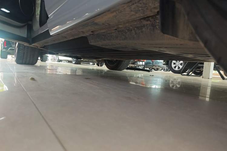 Used Li Auto L6 2025 Pro Smart Refresh Edition Left Side Sill