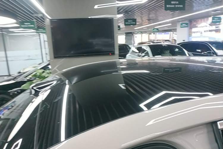 Used Li Auto L6 2025 Pro Smart Refresh Edition Roof