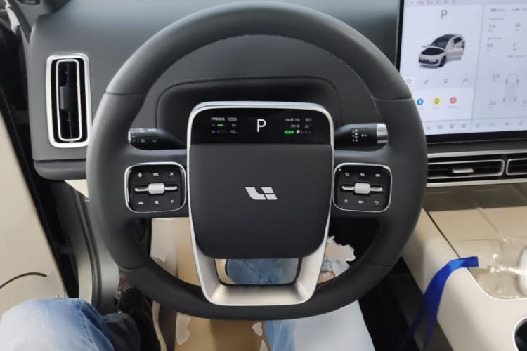 Used Li Auto L6 2025 Pro Smart Refresh Edition Steering Wheel