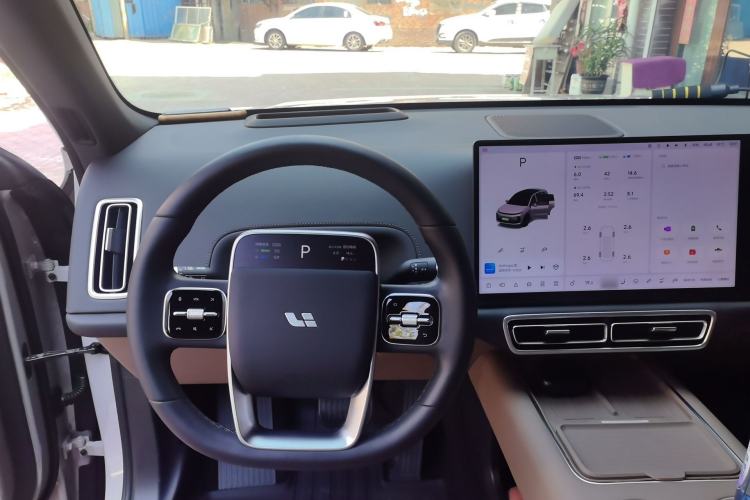 Used Li Auto L6 2025 Max Smart Refresh Edition Steering Wheel
