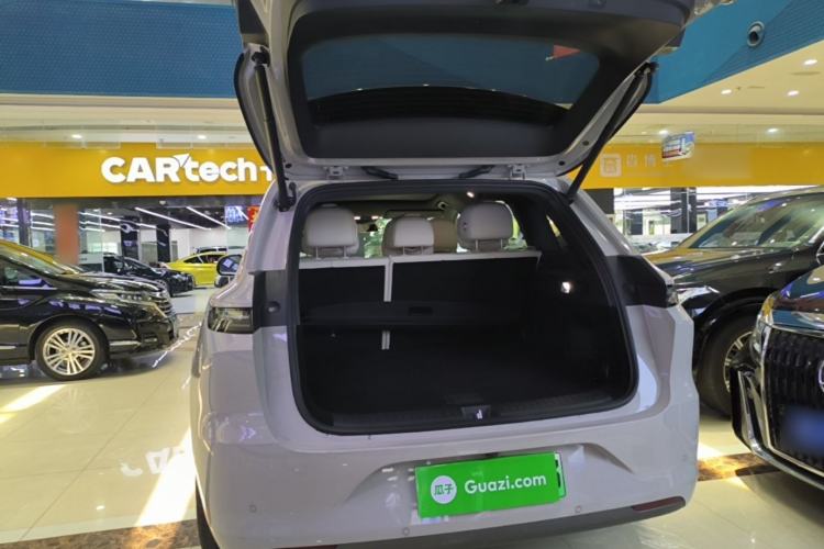 Used Li Auto L6 2025 Pro Smart Refresh Edition Trunk