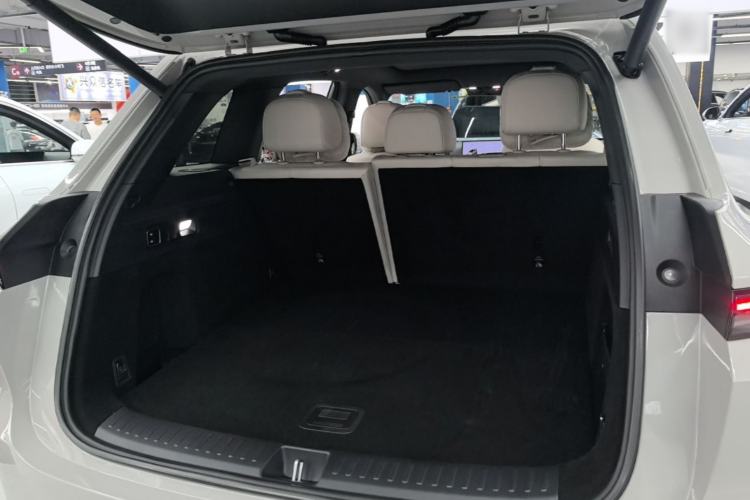 Used Li Auto L6 2025 Max Smart Refresh Edition Trunk