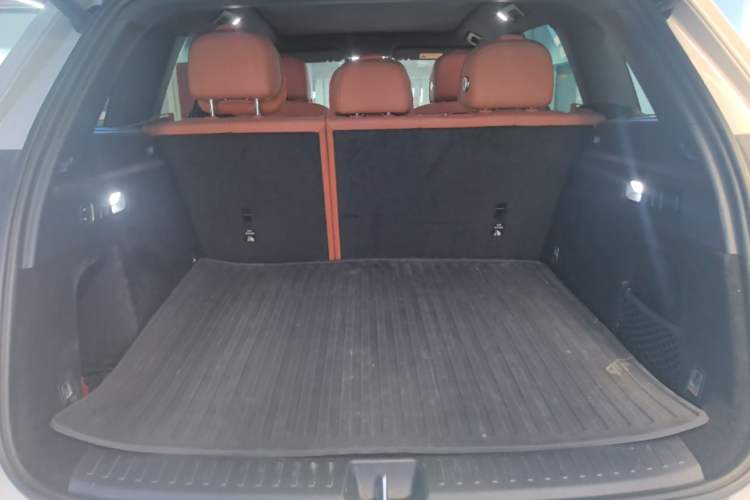 Used Li Auto L6 2025 Max Smart Refresh Edition Trunk