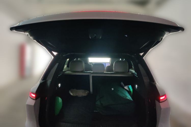 Used Li Auto L6 2025 Max Smart Refresh Edition Trunk