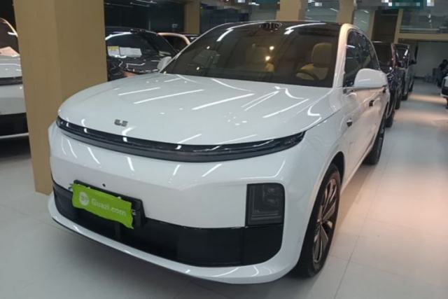 Li Auto L6 2025 Pro Smart Refresh Edition с пробегом