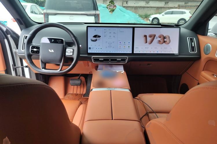 Used Li Auto L6 2025 Pro Smart Refresh Edition Center Console