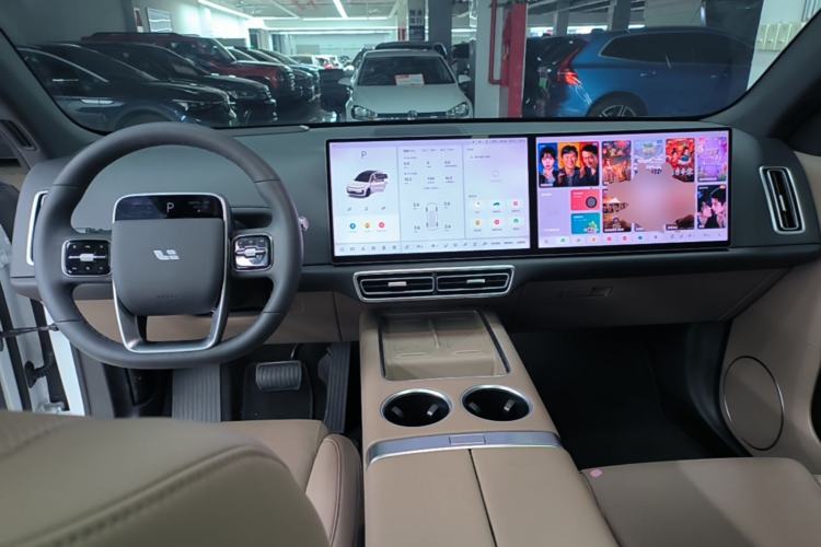 Used Li Auto L6 2025 Max Smart Refresh Edition Center Console