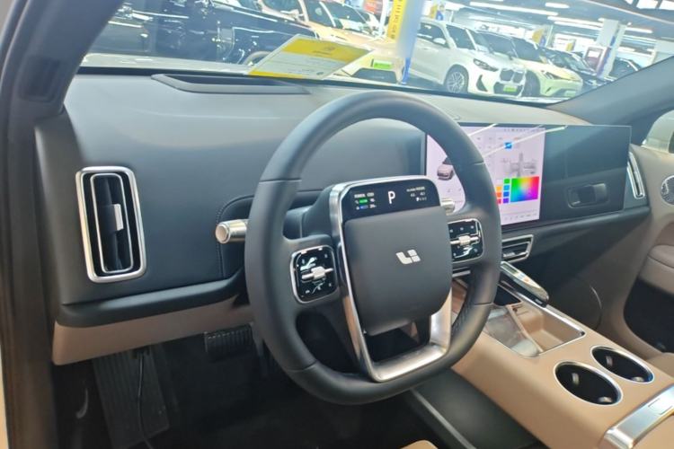 Used Li Auto L6 2025 Max Smart Refresh Edition Center Console