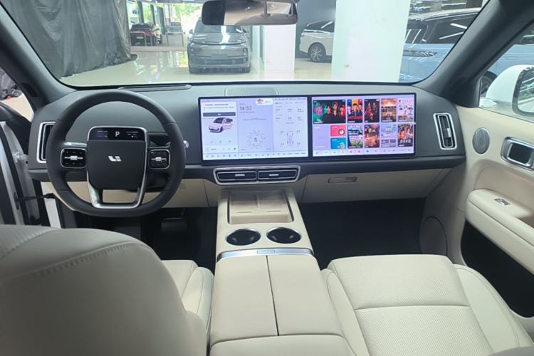 Used Li Auto L6 2025 Pro Smart Refresh Edition Center Console