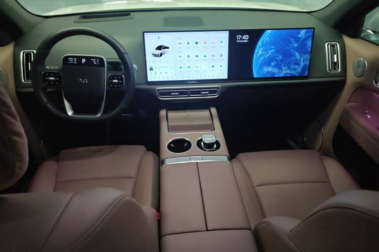 Used Li Auto L6 2025 Pro Smart Refresh Edition Center Console