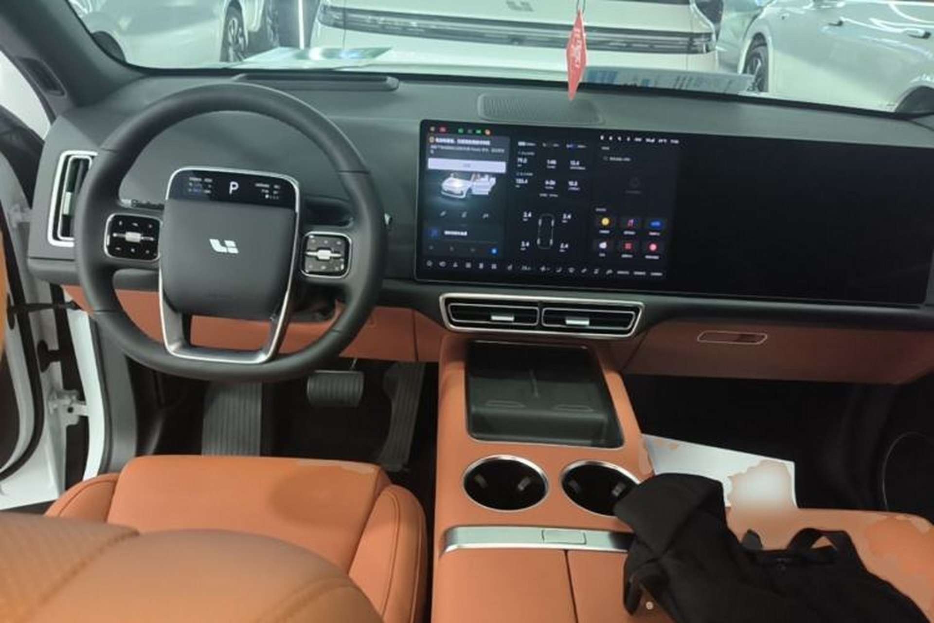 Used Li Auto L6 2025 Max Smart Refresh Edition Center Console