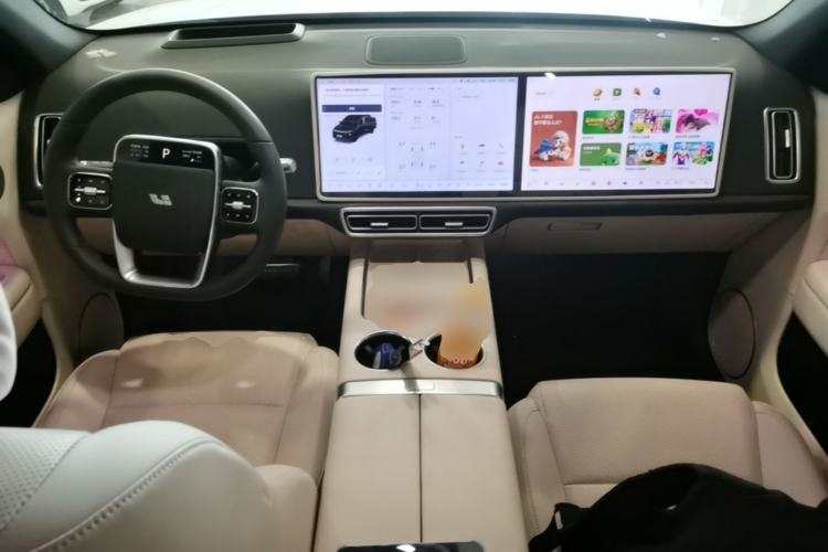 Used Li Auto L6 2025 Pro Smart Refresh Edition Center Console