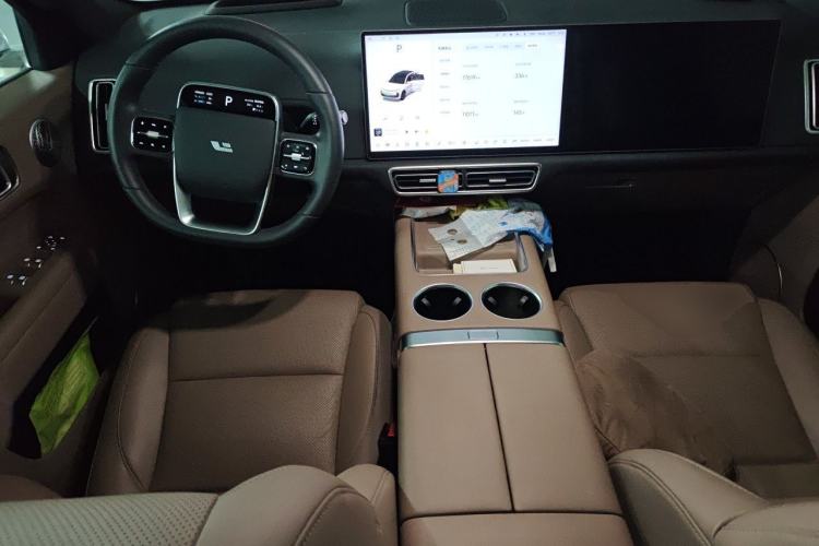 Used Li Auto L6 2025 Max Smart Refresh Edition Center Console