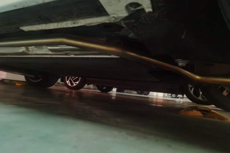Used Li Auto L6 2025 Pro Smart Refresh Edition Chassis Front Right