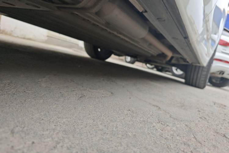 Used Li Auto L6 2025 Pro Smart Refresh Edition Chassis Rear Right