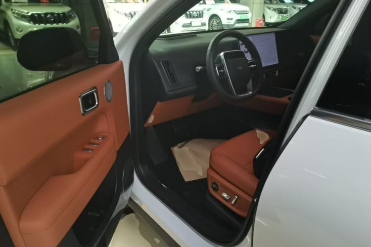 Used Li Auto L6 2025 Pro Smart Refresh Edition Driver Seat
