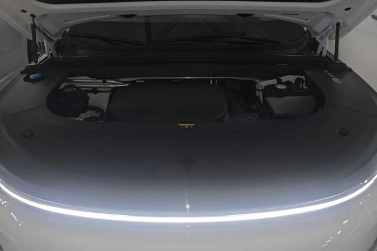 Used Li Auto L6 2025 Pro Smart Refresh Edition Engine Bay