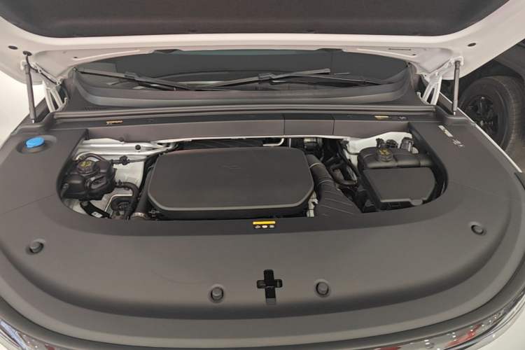 Used Li Auto L6 2025 Max Smart Refresh Edition Engine Bay