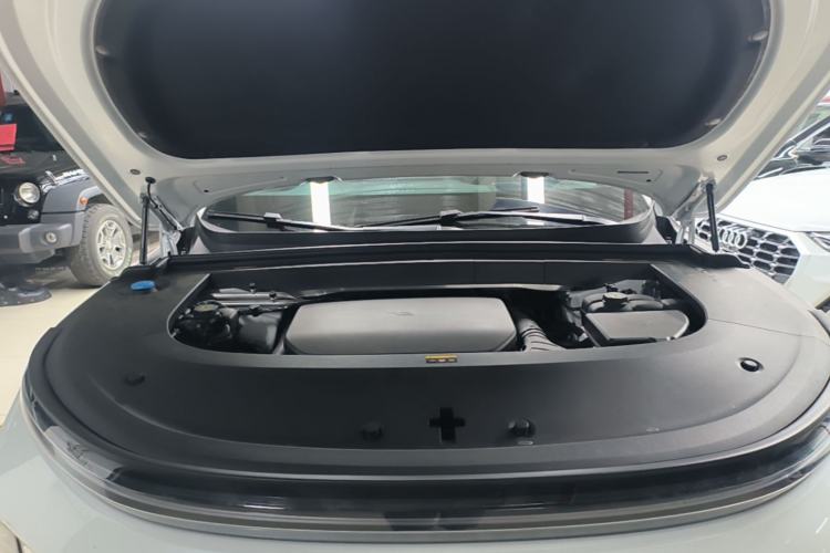 Used Li Auto L6 2025 Max Smart Refresh Edition Engine Bay