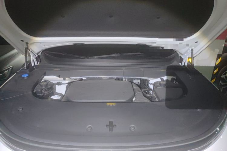 Used Li Auto L6 2025 Max Smart Refresh Edition Engine Bay