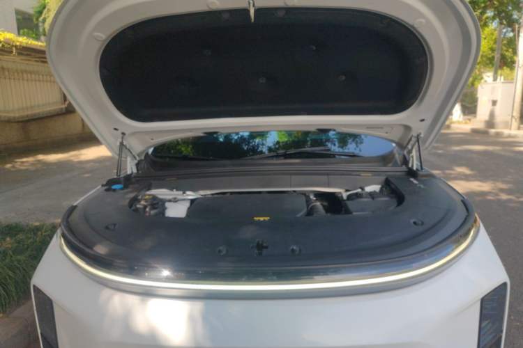 Used Li Auto L6 2025 Max Smart Refresh Edition Engine Bay