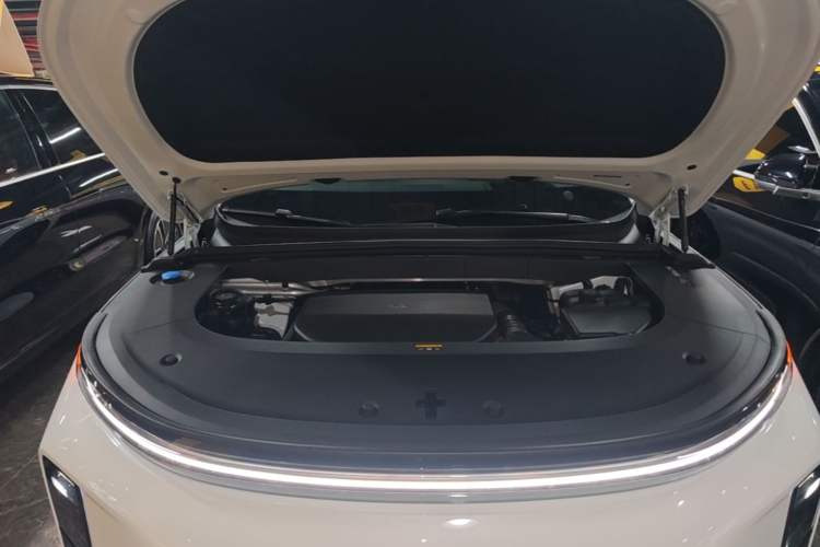 Used Li Auto L6 2025 Pro Smart Refresh Edition Engine Bay