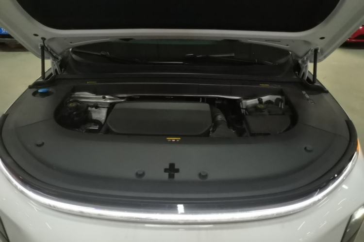 Used Li Auto L6 2025 Max Smart Refresh Edition Engine Bay