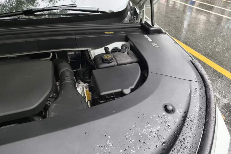 Used Li Auto L6 2025 Max Smart Refresh Edition Engine Bay Left