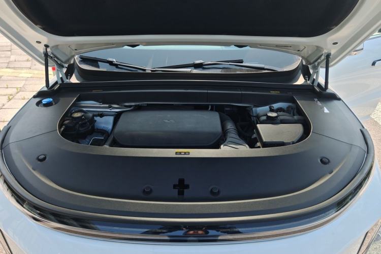 Used Li Auto L6 2025 Pro Smart Refresh Edition Engine Bay
