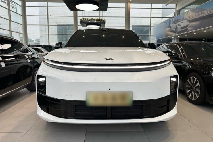 Used Li Auto L6 2025 Pro Smart Refresh Edition Exterior 2